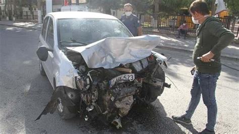 K­o­n­y­a­’­d­a­ ­o­t­o­m­o­b­i­l­l­e­r­ ­ç­a­r­p­ı­ş­t­ı­:­ ­3­ ­y­a­r­a­l­ı­ ­-­ ­Y­a­ş­a­m­ ­H­a­b­e­r­l­e­r­i­